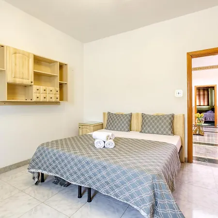 Villa Stunning 4br With Private Pool & Parking By 360 Estates