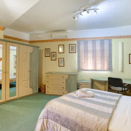 Stunning 4br With Private Pool & Parking By 360 Estates Villa *
