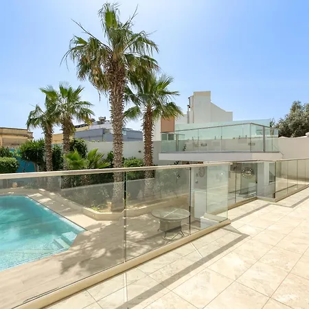 Stunning 4br With Private Pool & Parking By 360 Estates Attard